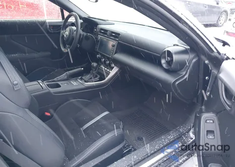 2023 Toyota Gr 86 Premium из США, поврежденный, VIN JF1ZNBF16P8765655